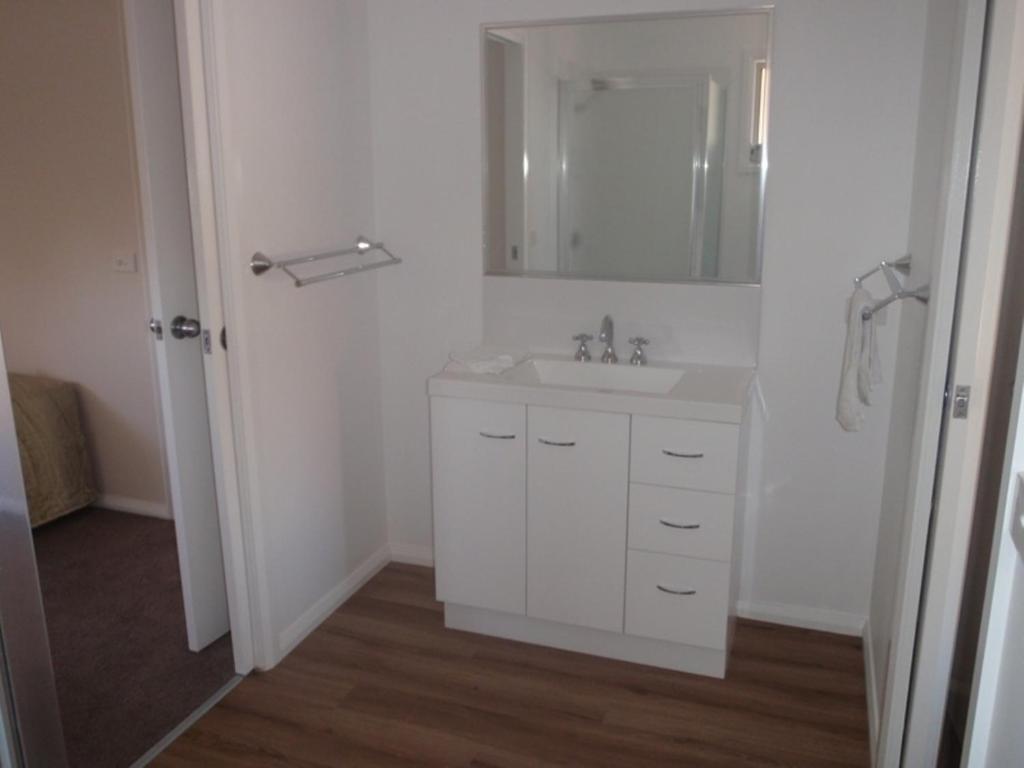 Ashleigh Court Motor Motel 3*